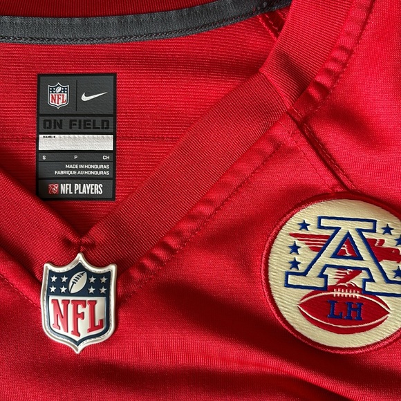 Like new Chiefs Kelce Jersey. - Picture 3 of 4